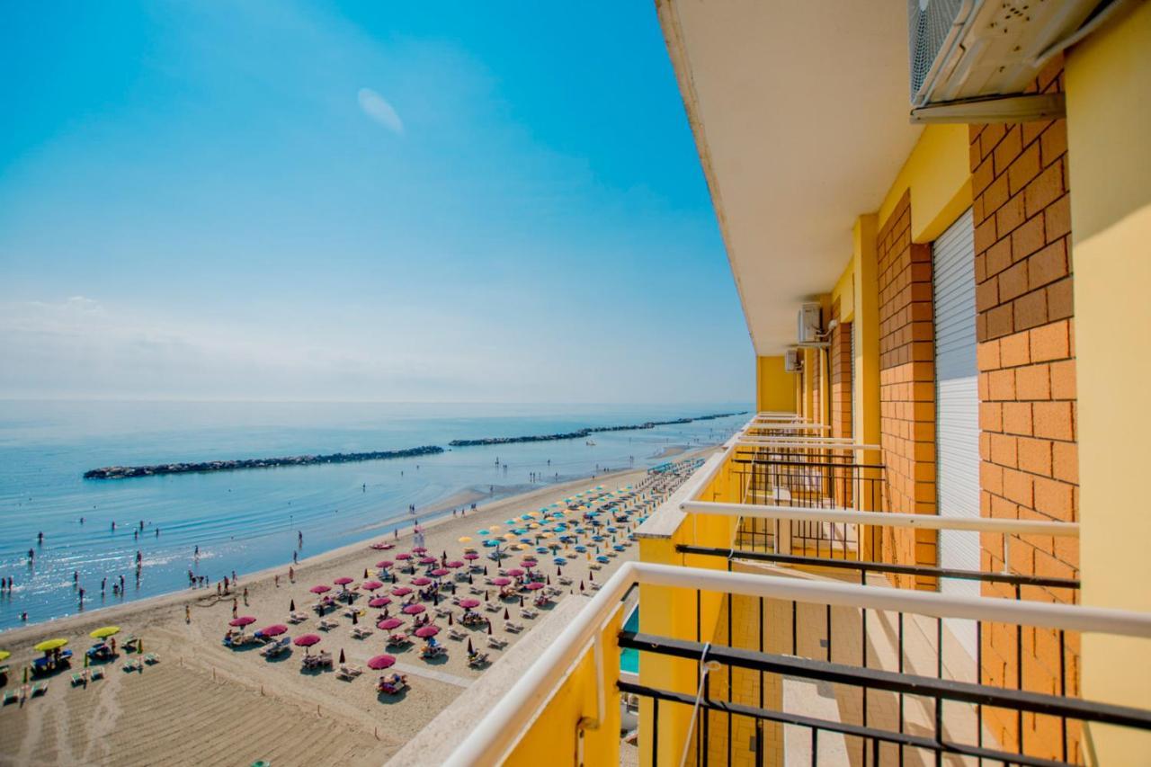 Hotel Apollonia ลิโด ดิ ซาวิโอ ภายนอก รูปภาพ